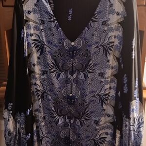 Suzanne Betro Black and Blue Patterned Blouse